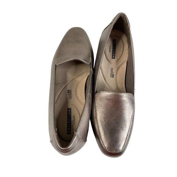 New Clarks Juliet Lora Pewter Leather Soft Gold Loafer Metallic Slip On Size 6.5 - Picture 7 of 8